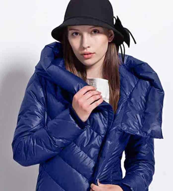 Impermeable azul oscuro tommy hilfiger ORIGINAL talla m